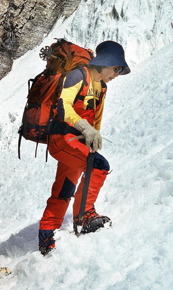 Junko Tabei: The First Woman to Scale Mt. Everest - Alterre